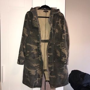 Meshki Longline Camo Jacket - M